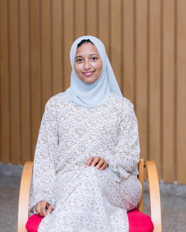 Dr. Nafisa Agil Hussein